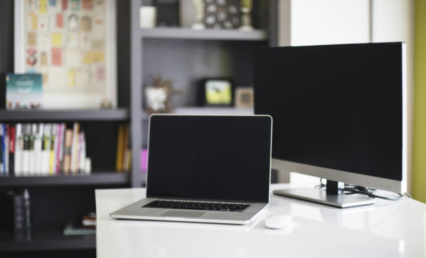 Workshop environment where budget monitoring concepts are discussed